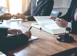 5 Benefits of a Small Business Lawyer Small Business Lawyer Team