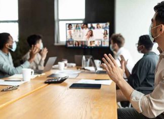 Why Strong Virtual Collaboration Is Crucial to Customer Service Virtual-collaboration