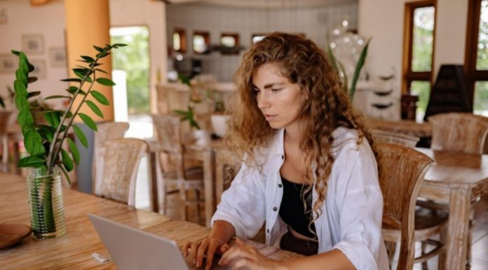 8 Benefits of Ordering An Essay Online benefits