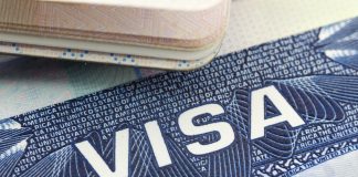How can you get a Pakistani Visa? The American Visa in a passport page (USA)