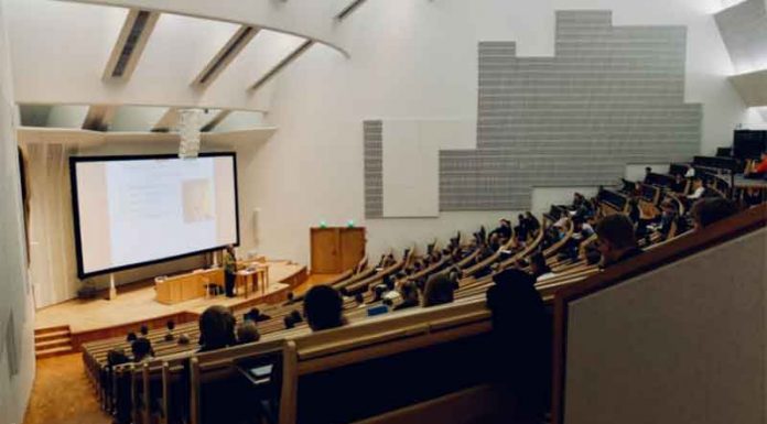 Tips for Writing a Good College Essay