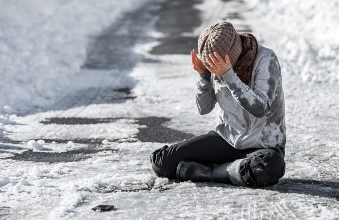 slip-and-fall-accident-lawyer-min Slip and Fall Incidents During Winter