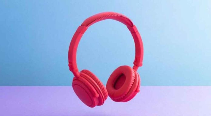 The Best Websites for Headphones Headphones