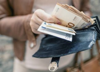 Understanding Spending Habits: Are You Spending Too Much On Things That Don’t Matter? Spending Habits