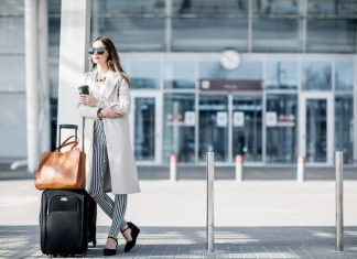 How Can Women be Safe While Travelling Alone at Night? travelling alone