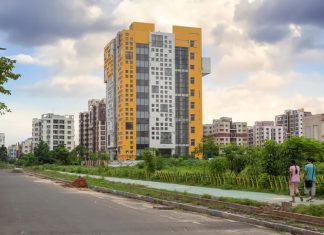 Why Is Now The Prime Time To Invest In India’s Commercial Real Estate Market As An NRI real estate in india