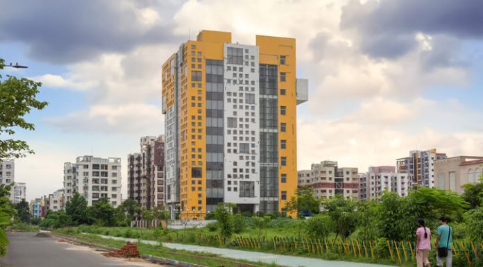 Why Is Now The Prime Time To Invest In India’s Commercial Real Estate Market As An NRI real estate in india