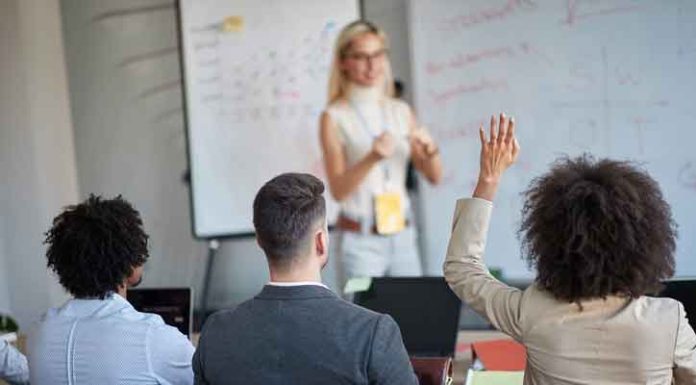 The Five Benefits of Accredited Training Within Your Business Business-Training