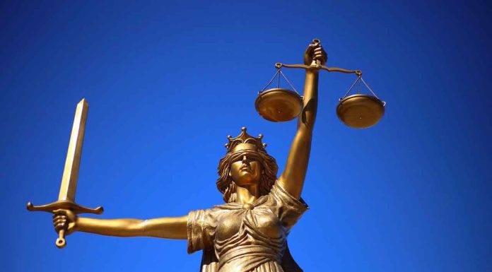 How To Protect Your Rights As An Injury Victim Lady-Justice