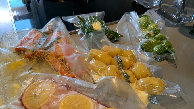 The Advantages of Using Shrinkwrap Packaging shrinkwrap