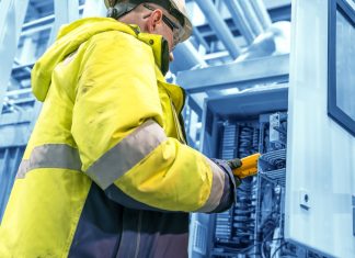 Maintenance-Engineer