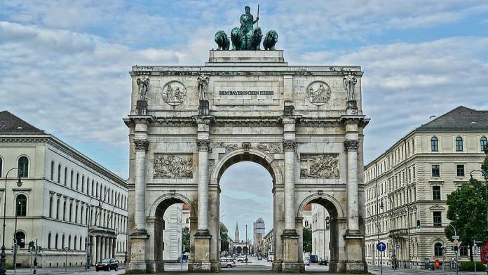 munich-siegestor-germany-building European Cuisine