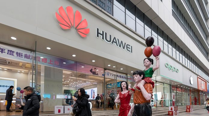 In Times of Uncertainty Investing in Innovation Helps: When Knowledge Makes Confident!