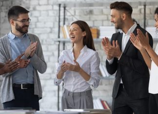 The Benefits and Rewards for Your Employees From Implementing a Health Cash Plan Rewards for Your Employees
