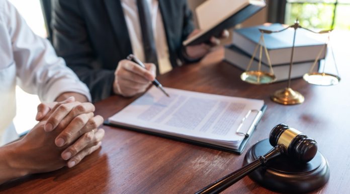 When To Hire A Lawyer? Hire A Lawyer