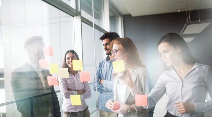 How to Think Strategically as an Entrepreneur How to Think Strategically as an Entrepreneur