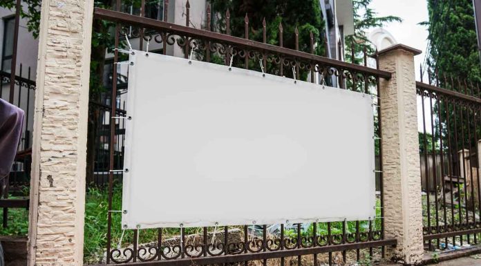 Why You Should Use Vinyl Banners For Your Next Advertising Event Banner