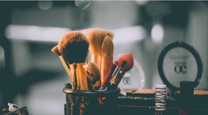 Why Does Advanced Cosmetic Packaging Be Necessary? cosmetic packaging