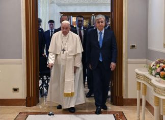 Pope Francis: “Kazakhstan, an Example of Civilization and Courage” Pope-Francis-and-The-President-of-Kazakhstan-Kassym-Jomart-Tokayev