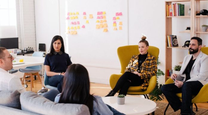 How Businesses are Developing Special Teams and Services for Different Niches, e.g. Moving Companies Specializing in Apartment, House, Unit, Townhouse Removals Etc. business teams