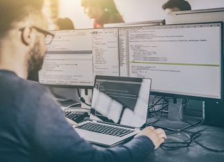 In-House Software Development vs. Outsourced Software Development