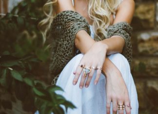 jewelry etiquette