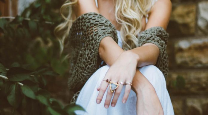 How To Wear Jewelry The Right Way: The Proper Etiquette jewelry etiquette