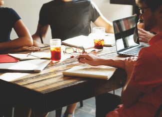 Top Tips to Increase Employee Engagement and Boost Productivity meeting-594091_960_720