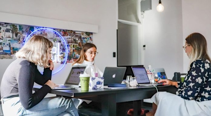 6 Realistic Tips to Build a Successful Startup