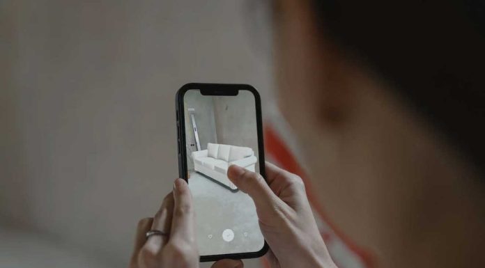 6 Corporate Activities Your Team Can Do With Augmented Reality Phone