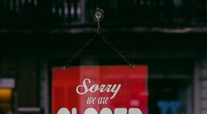 Closing Your Business – The Myths Debunked business closing