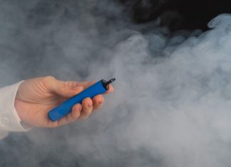 US vs European vape shops
