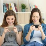 How Introverts and Extroverts Use Social Media Differently