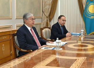 President Kassym-Jomart Tokayev with Special Envoy Erzhan Kazykhan
