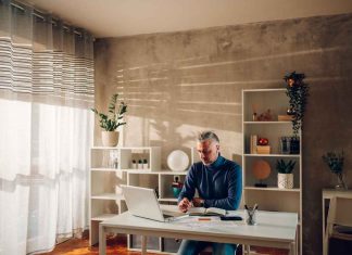 The Role Of Mobile Learning In The Future Of Remote Work Online