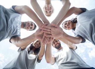 Salesforce Volunteer Software: 8 Common Volunteer Management Challenges (& How to Navigate Them) Effective volunteer management