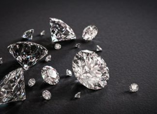 How Lab-Grown Diamonds Make Big Difference in the Fashion Industry Lab-Grown Diamonds make big difference in the Fashion Industry