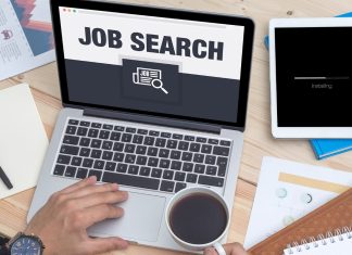 Job Search Tips for Senior Business Executives: How to Land the Right Opportunity job search