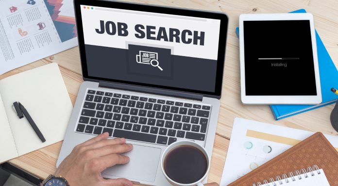 Job Search Tips for Senior Business Executives: How to Land the Right Opportunity job search