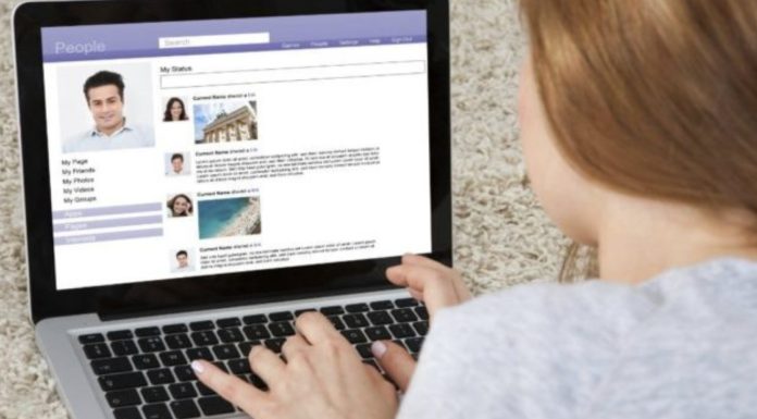 Chat Rooms and How They’re Now Being Impacted by AI Chat Rooms and How They’re Now Being Impacted by AI