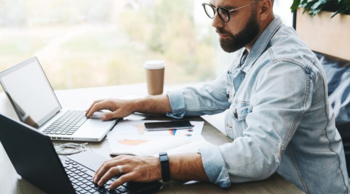 How do I Find out if Someone is Working Two Jobs?     Working Two Jobs