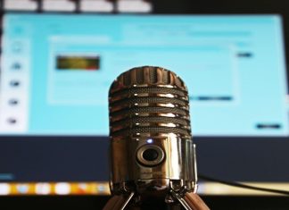 Best 7 AI Voice Generators That Can Improve Your Productivity