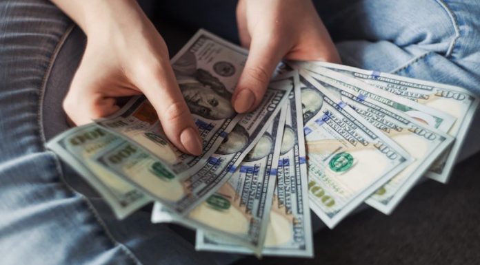 UK Expert Tips on How to Build On Your Credit Score