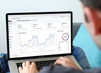 5 Misconceptions about Investing in Stocks and Bonds 5 Misconceptions about Investing in Stocks and Bonds