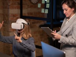 Exploring AR and VR in Mobile App Development