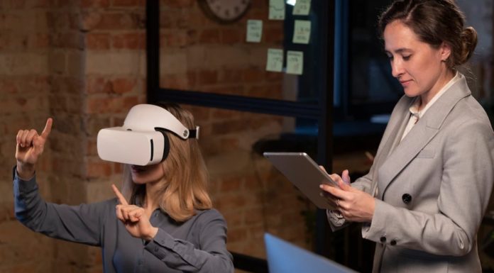 Creating Immersive Experiences: Exploring AR and VR in Mobile App Development Exploring AR and VR in Mobile App Development