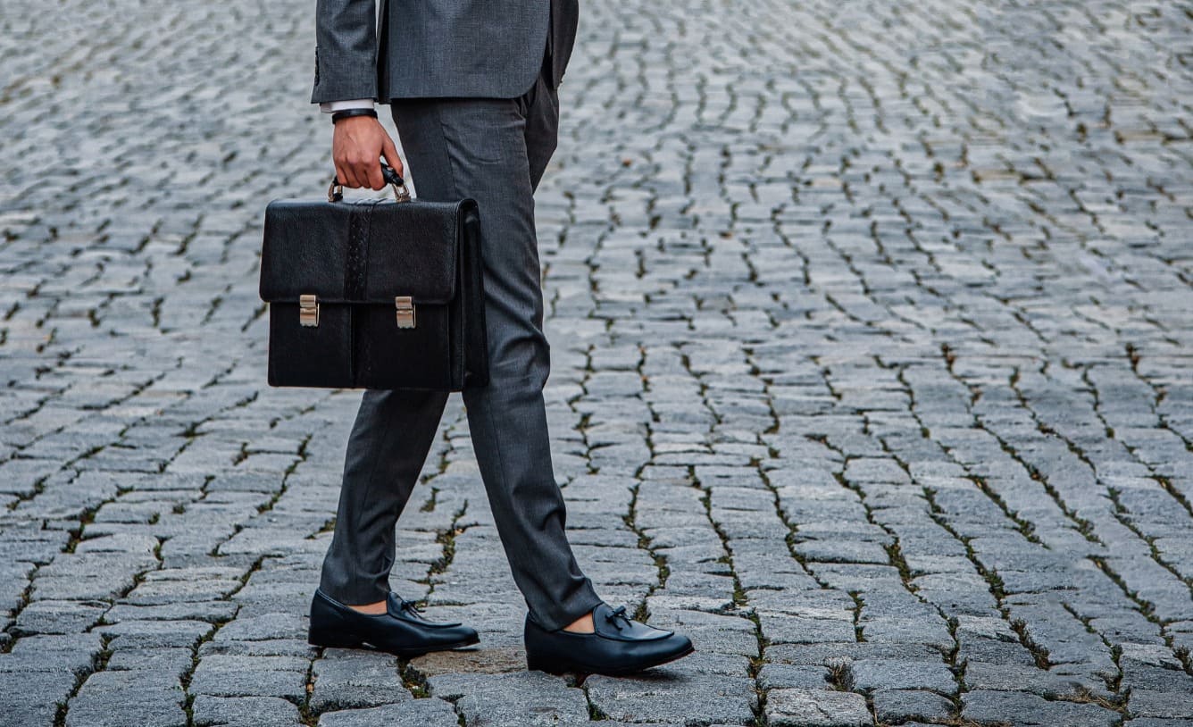 The Epitome Of Elegance Unveiling the Best Full Grain Leather