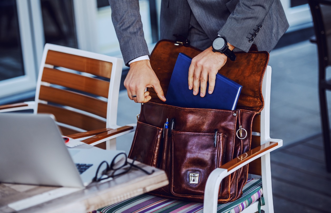 The Epitome Of Elegance Unveiling the Best Full Grain Leather