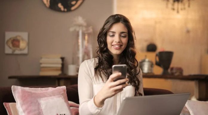 Surprising facts about how technology affects modern communication