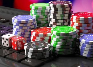 Navigating the Legal Landscape of Online Casinos: An Overview of Regulations and Licenses Online Casinos
